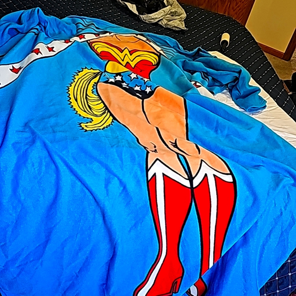 Wonder Woman snuggie